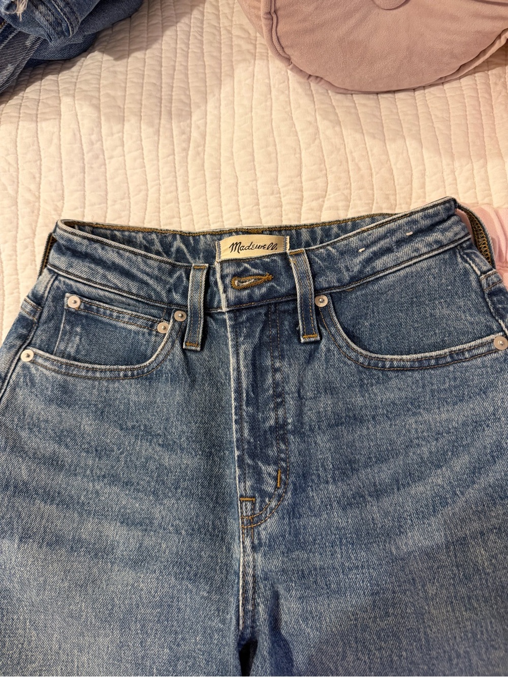 Madewell Distressed Light-Medium Blue Vintage Jeans